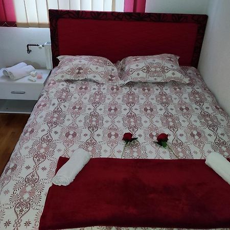 Appartamento Vela-Edo Zavidovici Esterno foto